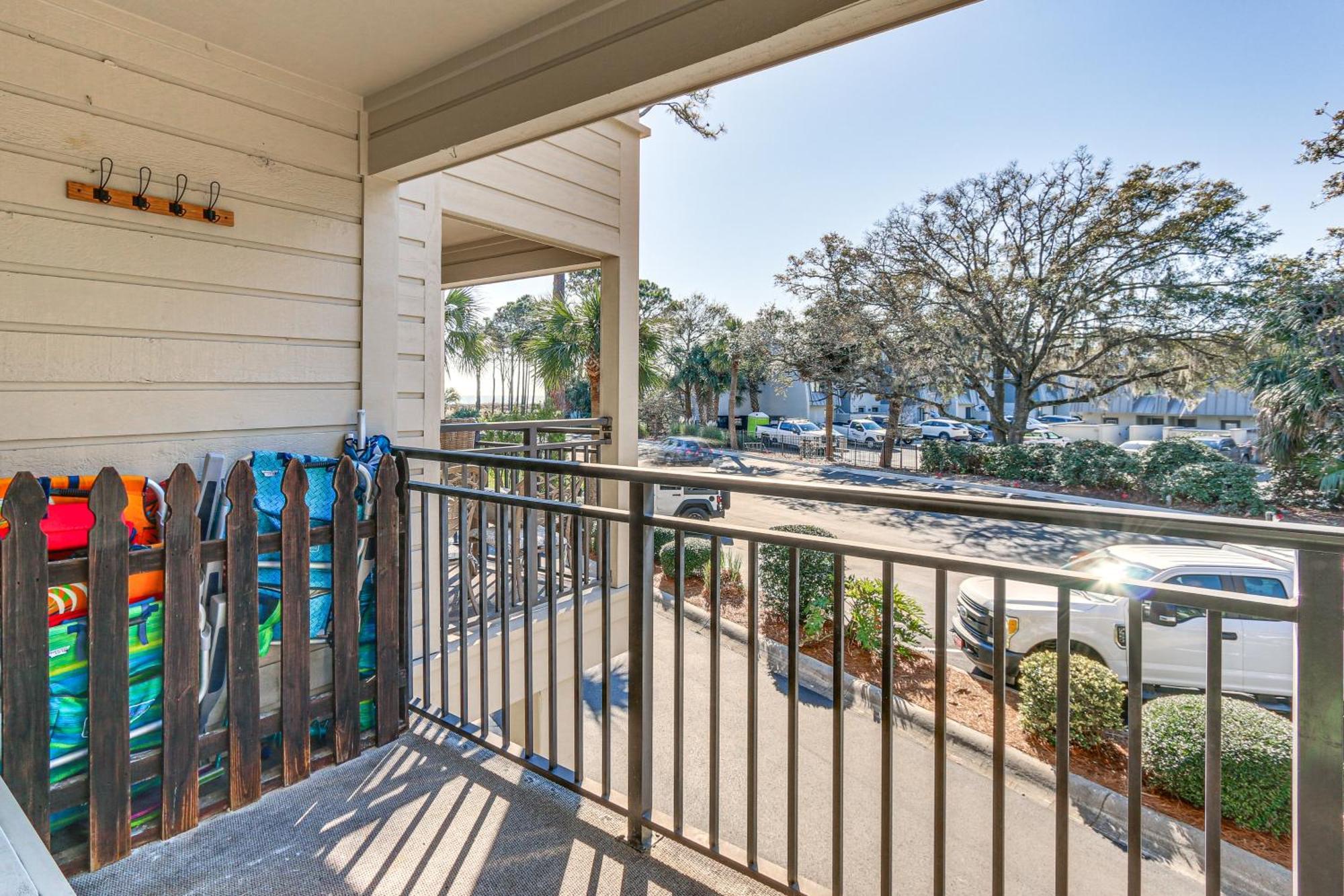 Apartment Coastal With Pool And Direct Access! *